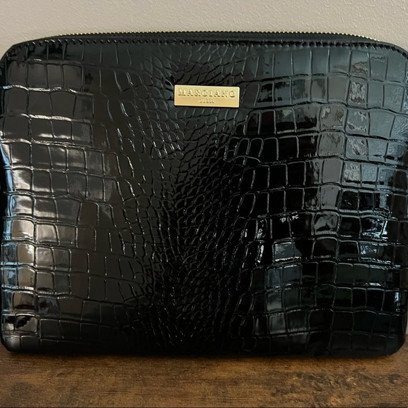 Marciano Clutch - Picture 2 of 2